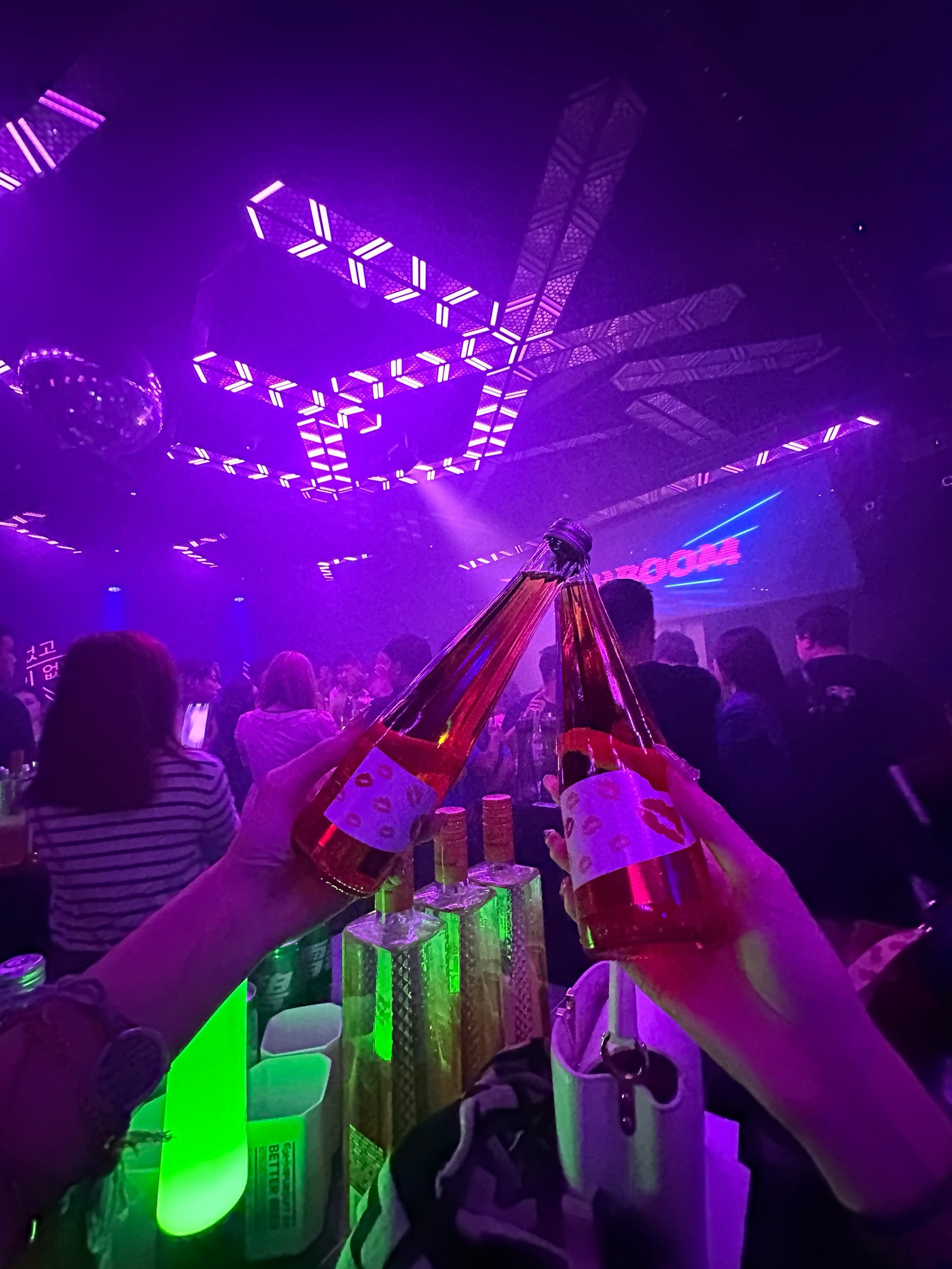 宁波商务KTV攻略-镇海区ktv预订